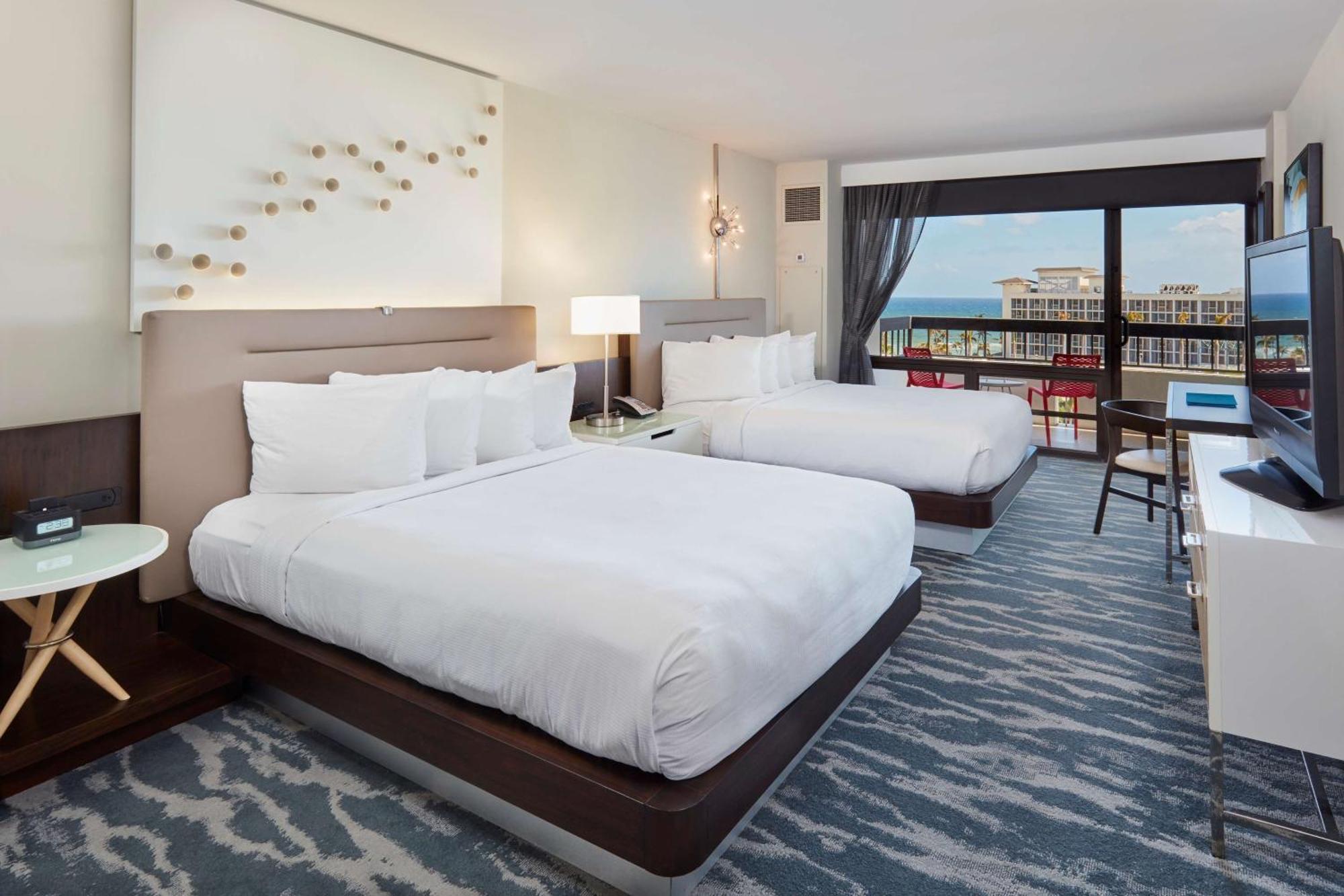 วอเตอร์สโตน รีสอร์ต แอนด์ มารีนา โบคา เรตัน คูริโอ คอลเลคชั่น บาย ฮิลตัน Hotel โบคา ราตัน ภายนอก รูปภาพ